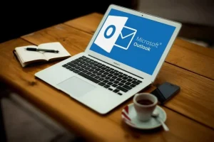 Khám Phá Microsoft Outlook