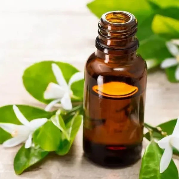 Tinh dầu hoa cam Neroli giúp chăm sóc da